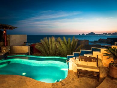 Coolest Beach Villa on the Blockl!