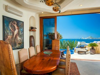 Coolest Beach Villa on the Blockl!