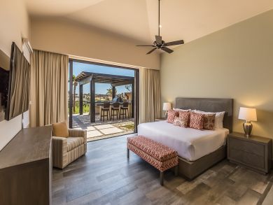 Golf Course Views From this Lovely Vacation Villa Best Golf to Beach Rental