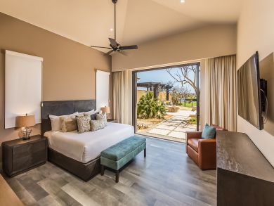 Golf Course Views From this Lovely Vacation Villa Best Golf to Beach Rental