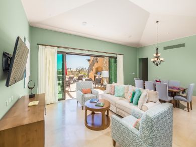 living room with outdoor view
