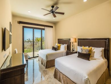 Villa with Three Bedrooms and the Best of views A/C Pool/ Hot Tub