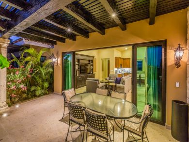 Villa with Three Bedrooms and the Best of views A/C Pool/ Hot Tub