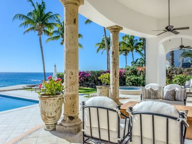 Vacation Villa Luxury with Views of the Ocean
