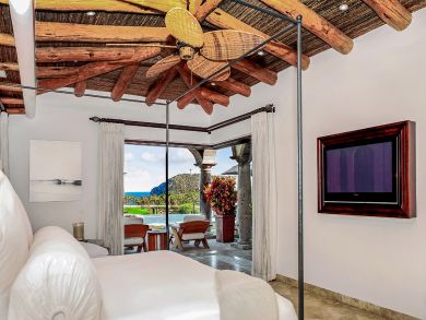 One of the Largest Luxury Los Cabos Vacation Villas for Rent