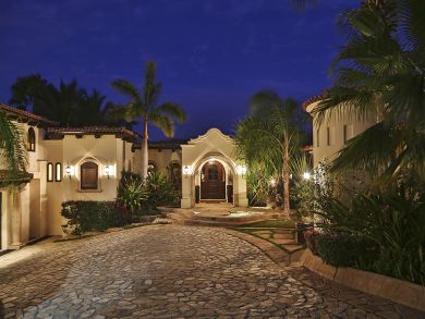One of the Largest Luxury Los Cabos Vacation Villas for Rent