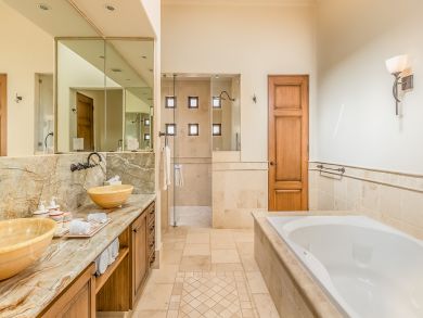 Luxury Pool Villa  Cabo San Lucas. Call Local USA Agent