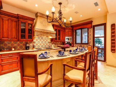 A Great Six Bedroom Villa Accommodation