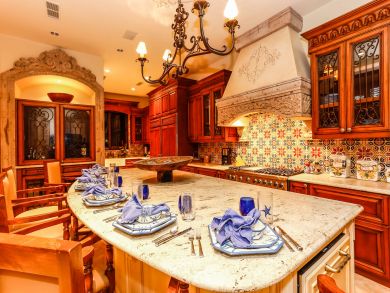 A Great Six Bedroom Villa Accommodation