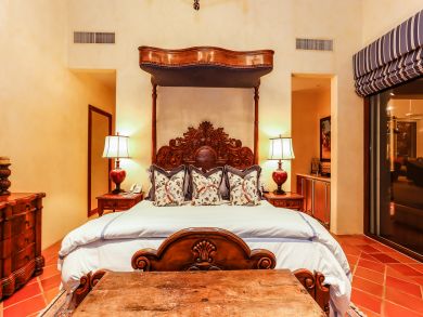 A Great Six Bedroom Villa Accommodation