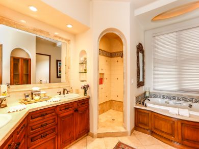 A Great Six Bedroom Villa Accommodation