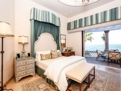 A Great Six Bedroom Villa Accommodation