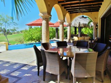 Seven Bedrooms, Villa, Pool, Class all the way!