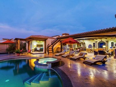 Sea Views from this Four Bedroom Vacation Villa.