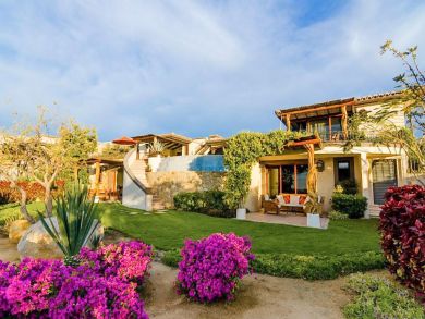 Sea Views from this Four Bedroom Vacation Villa.