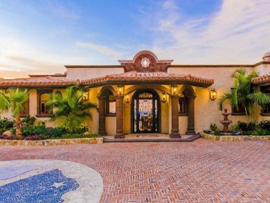 Sea Views from this Four Bedroom Vacation Villa.