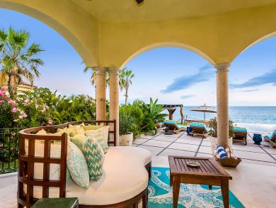 Stunning  Beachfront Five Bedroom Vacation Villa.
