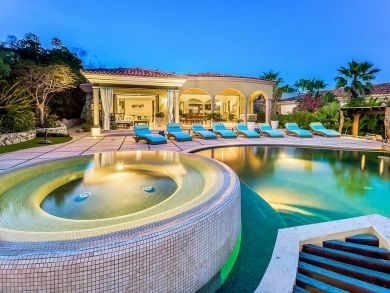 Stunning  Beachfront Five Bedroom Vacation Villa.