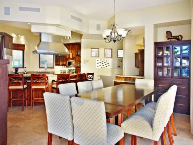 Views of the Ocean from this Spectacular Five Bedroom Vacation Villa. Views of the Ocean from this Spectacular Five Bedroom Vacation Villa.