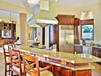 Views of the Ocean from this Spectacular Five Bedroom Vacation Villa. Views of the Ocean from this Spectacular Five Bedroom Vacation Villa.