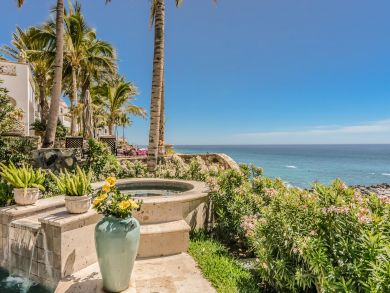 Beachfront luxury Three Bedroom Vacation Rental Villa Open!