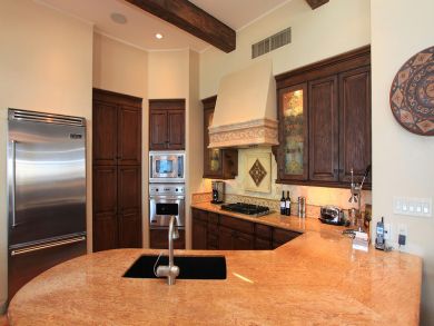 Villa Three Bedrooms with Romantic Views of Pacific