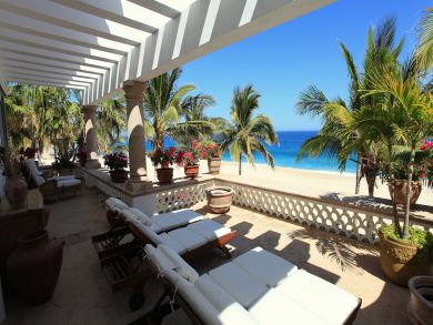 Villa Three Bedrooms with Romantic Views of Pacific