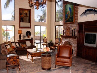 Come Vacation Cabo and Stay at this Six Bedroom Villa