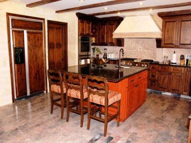 Come Vacation Cabo and Stay at this Six Bedroom Villa