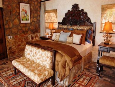 Come Vacation Cabo and Stay at this Six Bedroom Villa