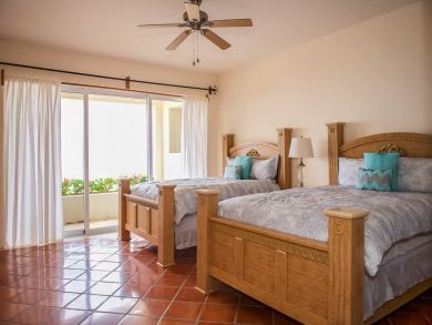 Vacation Villa Los Cabos Mexico with Five Bedrooms & Pool Vacation Villa Los Cabos Mexico with Five Bedrooms & Pool