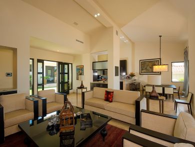 What a Stellar Villa with Seven Great Bedrooms!