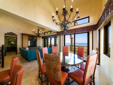 Los Cabos Four Bedroom Villa with a Pool & Great Amenities!