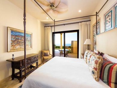 Los Cabos Four Bedroom Villa with a Pool & Great Amenities!