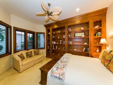 Los Cabos Four Bedroom Villa with a Pool & Great Amenities!