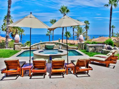 Four Bedrooms Villa 10 min Walk to Beach