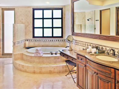 Four Bedrooms Villa 10 min Walk to Beach