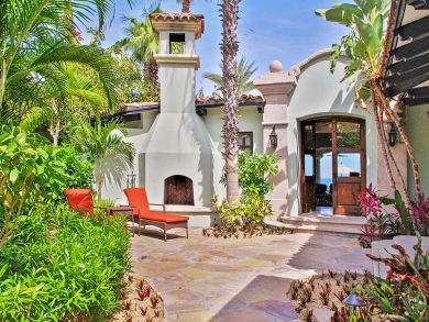 Four Bedrooms Villa 10 min Walk to Beach