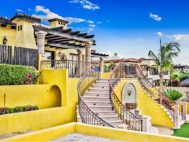 Golf Addicts Beware Putting Steps from Your Terrace!
