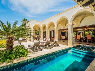 You Wont Find this Villa Luxury in Florida! From $998 Night