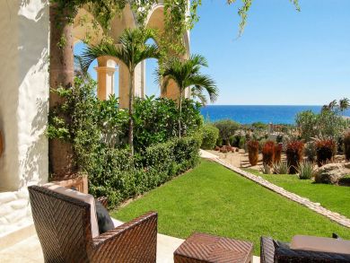 You Wont Find this Villa Luxury in Florida! From $998 Night