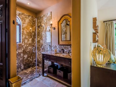 You Wont Find this Villa Luxury in Florida! From $998 Night