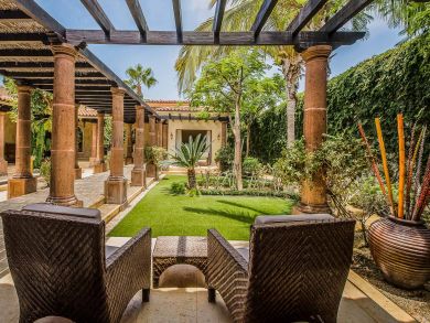 You Wont Find this Villa Luxury in Florida! From $998 Night