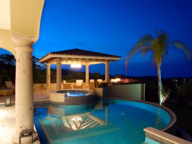 Beachfront Los Cabos Vacation Villa with Pool