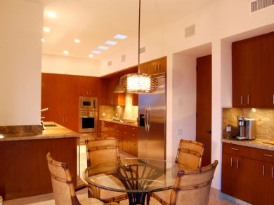 Beachfront Los Cabos Vacation Villa with Pool