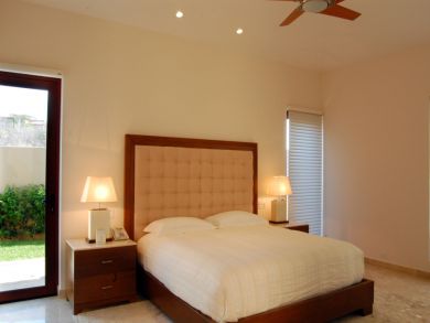 Beachfront Los Cabos Vacation Villa with Pool