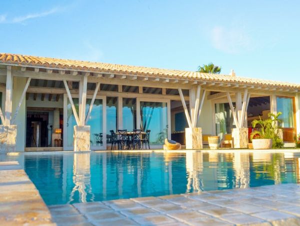 Five Bedroom Luxury Los Cabos Villa - WOW Take a Look