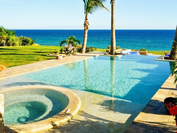 Five Bedroom Luxury Los Cabos Villa - WOW Take a Look