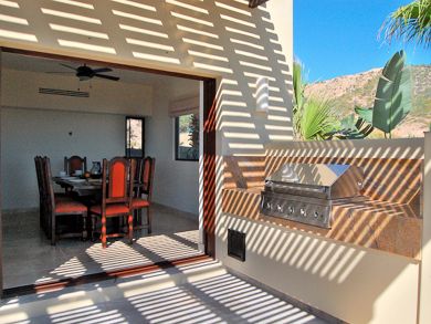 Walk to The Beach From this Los Cabos Vacation Villa