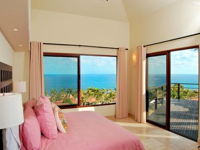 Walk to The Beach From this Los Cabos Vacation Villa